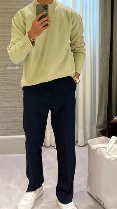 Simple Elegant Men Outfit, Smart Casual Work Men Outfit, Stylish Men Outfits Casual Classy, 2023 Preppy, Men Goals, Lookbook Inspiration, European Outfit