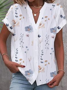 Mujer Blusa Camisa Azul Piscina Amarillo Caqui Floral Estampado Manga Larga Casual Festivos Básico Escote en Pico Regular Flor S 2024 - CLP $14653 Look Casual Chic, Women Shirts Blouse, Zambia, Casual Blouse, Plus Size Casual, Outfits Casuales, Long Sleeve Casual, Short Sleeve Blouse, Plus Size Tops