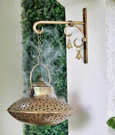 Cast Iron Degchi Dhoop Holder and Tea Light Holder for Home with Wall – Mangal Fashions Spiritual Room, Arte Yoga, Meditation Room Decor, Zen Room, Puja Room, Spiritual Decor, Pooja Rooms, Brass Bells, Meditation Room