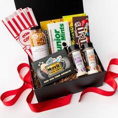 Movie Night Curated Gift Box, Group Gift Baskets, Family Night Gifts Movie Night Snacks Gift Basket, Date Night In A Box Ideas, Movie Night Gift Ideas, Movie Gift Basket Ideas, Movie Night Gift Basket Ideas, Movie Theather, Movie Night Kit, Movie Gift Ideas, Movie Night Box