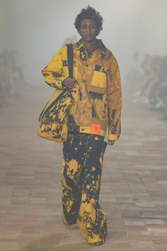 Sterling Ruby Spring/Summer 2020 Pitti Uomo | HYPEBEAST R Studio, Sterling Ruby, Band Outfits, Fashion Artwork, Mens Trendy Outfits, Style Finder, Creation Couture, Street Culture, Fabric Structure