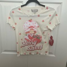 Strawberry Shortcake T-Shirt With Bow Accent New With Tag Size Small Strawberry Shortcake Shirt, Strawberry Shortcake Outfits, Book Character Day, 2000s Party, Strawberry Shirt, Vintage Strawberry Shortcake, Book Character, Cute Strawberry, Really Cute Outfits