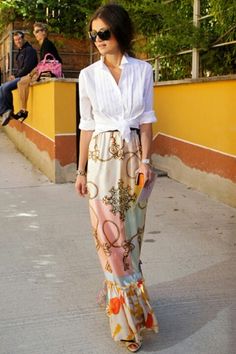 Maxi Skirt Fashion For Women Over 40 Maxi Skirt Style, Maxi Rok, Mode Boho, Skirt Trends, Fashion For Women Over 40, Spring Look, Hottest Fashion Trends, Brunch Outfit, A Skirt