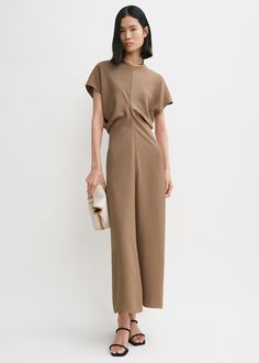 Long TOTEME dress constructed from curved panels that create a slouching effect at the waist when sewn together. It is made from fluid crepe with a soft satin reverse and fastens with a concealed back zipper. Add heeled sandals to complete an unstudied occasion look. Tan Dress, Tan Dresses, Royal Dresses, Waist Dress, Luxury Outfits, Dress Skirt, Long Dress, Slip Dress, Short Dresses