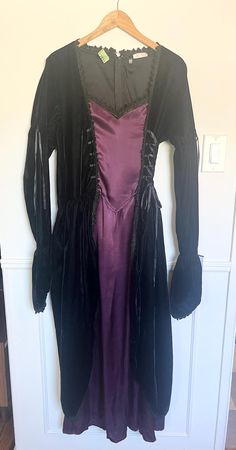 Vintage Begotten by Dilek Atasu satin and velvet goth dress in excellent condition. Satin ties on sides of waist that can adjust size. Upper arm satin tie. Black lace trim. Purple satin under black velvet. I need to put tie back on right side. There is two small holes on right side hip height. See picture. Length 56 Pit to pit 21. Velvet Goth Outfit, Black Velvet Gothic Bottoms, Fitted Velvet Gothic Dress, Goth Black Velvet Dress, 90s Black Velvet Dress, Black Lace Trim, Gothic Clothes, Goth Dress, Purple Satin