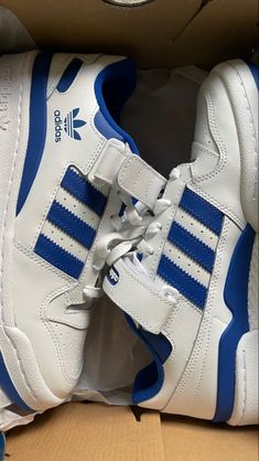 Adidas Forum Low Blue, Shoe Hacks, Adidas Forum Low, Ootd Women, Forum Low, Nike Shoes Girls, Kicks Shoes, Adidas Forum, Shoes Hack