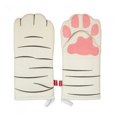 an oven mitt with pink paw prints on the front and back of it's fingers