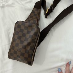 Beautiful Louis Vuitton Belt Bag In Great Condition. Gentle Wear But Still Looks Perfect. Louis Vuitton Belt Bag, Louis Vuitton Belt, Belt Bag, Mini Bag, Limited Time, Louis Vuitton, Bag Lady, How To Wear, Color