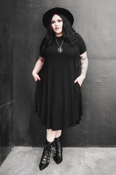 Shopping Wishlist, Summer Goth, Goth Outfits, Jeans Size Chart, Dark Fashion, Signature Collection