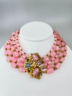 Costume Jewelry Makers, Miriam Haskell Necklace, Vintage Jewelry Antique, Vintage Rhinestone Jewelry, Vintage Jewelry Art, Pink Swirls, Fabulous Jewelry