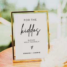 This Editable For the Kiddos Sign adds a touch of modern minimalist elegance to your wedding or special event. Once you order, you'll get a PDF with a link to your self-editable template. Customize it with all your details directly in your browser using Canva--no font or software downloads needed! ---------------------- HOW IT WORKS ---------------------- 1. Purchase the listing(s). 2. Download the PDF you receive. This will have your Canva link inside. 3. Log in to the Canva website to customiz Kids Table Wedding, Wedding Activity, Kids Wedding Activities, Reception Sign, Wedding Reception Signs, Menu Sign, Kids Wedding, Canva Website, Singles Events