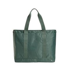 STATE Bags Wellington XL Tote Olive Front View Click to Zoom Weekend Travel Bags, Diaper Bag Tote, Toiletry Kit, Weekender Tote Bag, Diaper Bag Backpack, Weekender Tote, Nylon Bag, Kids Backpacks, Lunch Bag