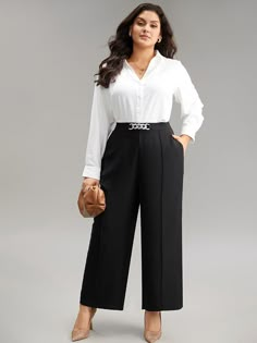 Plus Size Formal Wear Work, Stylish Work Outfits Plus Size, Bloomchic Outfits, Outfits For Work Plus Size, Work Meeting Outfits, Business Casual Interview Outfit Woman, Women Business Casual Outfits, Business Casual Interview Outfit, Office Outfits Women Plus Size