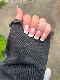 Explore easy-to-follow steps and tips for achieving stunning acrylic nails without the salon visit #naildesigns#acrylicnails#diyacrylicnails#simpleelegance#nailartideas#homemanicure#minimalnailart#nailinspo#elegantnails#nailfashion Gel Overlay, Nails At Home, Nail Glue, Mani Pedi