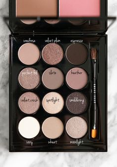 Bobbi Brown Pink And Brown Eyeshadow, Nude Eyeshadow Looks, Soft Summer Makeup, Bobbi Brown Eyeshadow, Cute Eyeshadow Looks, Makeup Accesories, Nude Eyeshadow, Brown Eyeshadow, Nude Lip