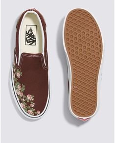 Vans Classic Slip-On Wallflower Floral Shoe Bitter Chocolate VN0009Q77YOThe Slip-On that’s been Setting Trends Since 1979The Classic Slip-On, with its “No Laces, No Problems” approach, was first introduced to the world in 1979. Since then, it’s become a pop culture icon, known for its ability to dress up or down, its reliable comfort, and the flexibility to adapt to everyone’s style. With a vintage-inspired tiger print surrounded by swirling clouds and flowers, the Classic Slip-On Tiger Floral i Clouds And Flowers, Bitter Chocolate, Floral Shoes, Vans Classic Slip On, Vans Classic, Tiger Print, Retail Therapy, Bitter, To The World