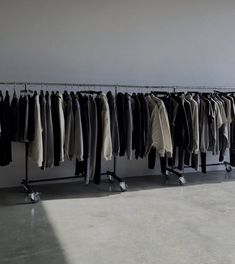 Work Aesthetic, Kong Movie, Ballet Studio, Fashion Career, Room Aesthetics, Fashion Stand, Career Fashion, Design Career, Mens Outfit Inspiration