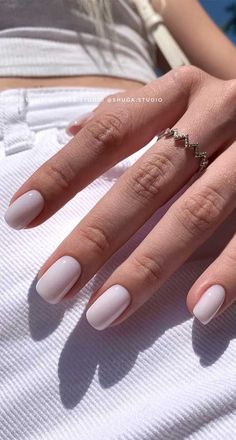 #26. White Nails Whatever season is, White nail polish the colour that’s always in fashion. Products To Try : ESSIE OFF WHITE- Nail Polish in Marshmallow... Pretty Nail Ideas, Milky Nails, Nails 2021, White Nail, Neutral Nails, Minimalist Nails, Dream Nails, Classy Nails, Nails Short