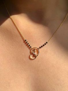 Initial Mangalsutra Designs, Mangalsutra With Initials, Cute Mangalsutra Designs, Magal Sutra Design Gold, Delicate Mangalsutra Designs, Mangalsutra Chain Designs Gold, Trending Mangalsutra Designs, Simple Mangalsutra Design, Black Diamond Mangalsutra