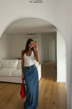 Long Skirt Outfit, Long Skirt Outfits, Maxi Skirt Outfits, Aesthetic Life, Outfit Look, Cute Everyday Outfits, Skirt Outfit, Basic Outfits, Summer Fits