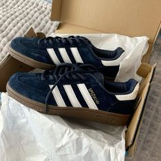 adidas spezial, sneakers, navy blue Shoes Woman Aesthetic, Shoes Adidas Aesthetic, Dark Shoes Aesthetic, 80’s Shoes, Shoe Inspiration Sneakers, Shoes Aesthetic Sneakers, Trendy Adidas Shoes, Adidas Shoes Aesthetic, Retro Adidas Shoes