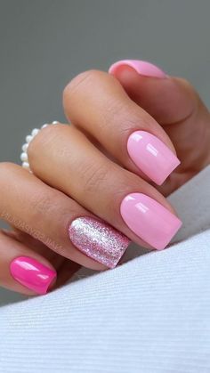 Rounded Acrylic Nails, Pale Pink Nails, Shellac Nail Art, Pretty Nail Colors, February Nails, Beauty Nails Design