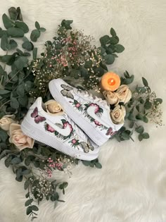 Hand painted florals & butterflies af1 Nike Air Force 1 Custom Flowers, Shoes Costomized Roses, Butterfly Custom Air Force 1, Custom Air Force 1 Butterflies, Sneaker Painting, Custom Air Force 1 Butterfly And Flowers, Cute Converse Shoes, Embroidered Converse, Painted Florals