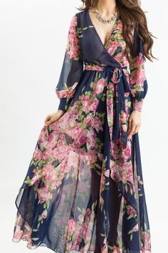 Maxi Dress Outfit Summer, Dress Outfit Summer, Summer Wedding Floral, Navy Floral Maxi Dress, Stylish Tips, Pretty Floral Dress, Morning Lavender, Beach Styles, Maxi Skirt Style