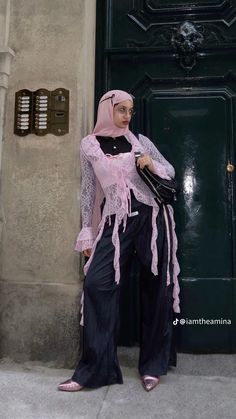 Dress Over Jeans, Hijabi Fits, Hijabi Outfit, Girly Outfit, Fashion Fails, Hijab Fashion Inspiration, Hijabi Fashion, Fashion Attire, Fashion Advertising