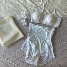 Brand New Never Worn Out Both Size Small White Shapewear, Bra Set, Shapewear, Women's Intimates, Cosplay Costumes, Color White, Queen, Bra, Brand New