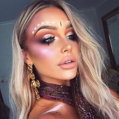 Pinterest: Miatellax ☾ ṃιατεℓℓα Makeup Coachella, Good Vibes Festival, Carnaval Make-up, Coachella Hair, Make Carnaval, Festival Makeup Rave, Festival Make Up, Coachella 2019