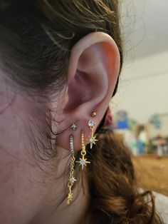 Ear piercing , ear piercings , earrings , earing , ear piercing ideas , ear piercing idea , ear piercing inspo , piercing ideas , piercing idea , piercings ear , piercing ear , piercing chart , piercing jewelry , earrings aesthetic , earring aesthetic, earring stack , earring stacks , earrings gold Indian,  gold piercing jewelry, gold ear piercings , earrings gold , earrings handmade,  ear piercing ideas aesthetic, hoops piercing jewelry , studs ,  lobe piercing ideas idea , lobe earrings Ear Curation Minimalist, Tri Lobe Piercing, Two Earlobe Piercings, 5 Lobe Piercings, Stack Lobe Piercing, Jacob's Ladder Piercing, Stacked Lobe Piercing, Ear Stacking Ideas, Piercing Curation