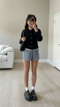 Adidas Shorts Outfit, Striped Shorts Outfit, Closet Revamp, Loafers Outfit, Shorts Outfits, Fire Fits, Adidas Shorts, Clothes Ideas, 가을 패션