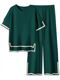 Tenue mode en tricot à manches courtes pour femme Vert Casual      Extensibilité légère  Women Clothing, size features are:Bust: ,Length: ,Sleeve Length: Estilo Hip Hop, Knit Shorts, Two Piece Outfit, All Fashion, Women Clothing, Women Clothes Sale, Casual Women, Length Sleeve, Latest Trends