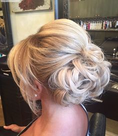 Wedding Hairstyles For Medium Hair, Bridal Hair Updo, Braut Make-up, Mom Hairstyles, Hair Appointment, Blonde Hair Looks