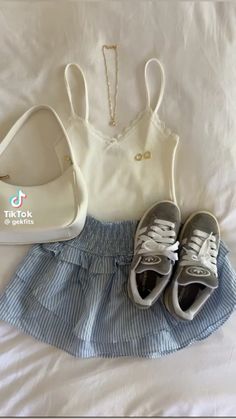 #summer #summeroutfits #summeroutfitideas #outfitinsposummer #outfit #outfitinspo #sambas #sambaoutfitas #adidas #spezials #denimskirt #goingoutoutfit #adidasshoestyled #sambasstyled #spezialsstyled #springoutfits #summeroutfitinspo #backtoschooloutfits #notmypicture Cute Aesthetic Outfits For Summer, Spain Outfits Aesthetic, Sambas Outfits Summer, San Diego Fits, Aesthetic Outfits Summer, White Shorts Outfit, Downtown Outfits