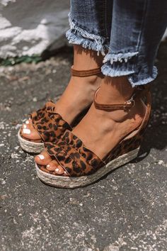 Beach Wedges, Shoe Websites, Leopard Boots, Leopard Sandals, Leopard Sneakers, Shoe Ideas, Leopard Flats, Summer Shoe, Leopard Heels