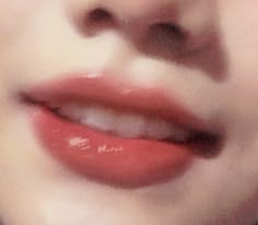 Perfect Smile Aesthetic, Pink Lip Aesthetic, Aesthetic Lipstick, Natural Pink Lips, Cute Lipstick, Small Lips, Perfect Lips, Glitter Lips, Pretty Smile