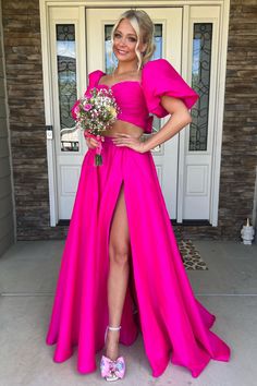 Boasting a scoop neck, fluttery puff sleeves, and a tie-back, the showstopping silhouette is completed with a beautiful A-line skirt, a side slit, and a sweeping train. Let your femininity shine and make a lasting impression!#prom #promdresses #highschool #dress #dresses #PROM2024 #promsocial #sayyestothepromdress #prom2024dress #promdress #promnight #specialevent #promqueen #formal#sweet16 Fuchsia Prom Dress, Green Formal Dress, Prom Dress With Train, Dress With Train, Dress Formal, Wedding Veils, Long Prom Dress, Home Wedding, Bride Dress