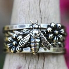 Boho Bumble Bee And Flowers #802 A Solid And Beautifully Made Ring! Perfect For Any Queen Bee Perfect For Stacking, Mixing And Matching. So Much Personality Shines Through With This. You Can Dress It Up For Going Out, Or Super Casual For Everyday Wear. Just The Right Size To Have Personality Without Being Overwhelming Or Masculine! I Wear Mine Daily, And Get Lots Of Compliments. Even Though I'm Rough On My Hands (We Have Horses And Dogs), It Has Worn Beautifully. Note About The Material: This Ri Hand Carved Ring, Cats Eye Ring, Rose Gold Opal Ring, Bee Flower, Bee Ring, Vintage Bee, Bee On Flower, Hammered Band, Horses And Dogs