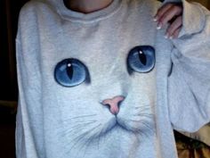 Kitten Cute, Jumper Outfit, Grunge Girl, Kid's Fashion, Children's Fashion, Grey Pullover, Girl Blog, Cat Clothes, Pullover Shirt