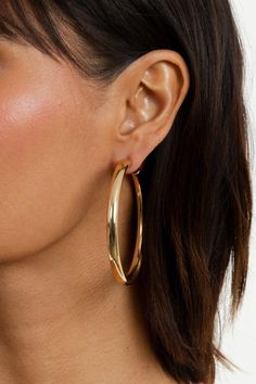 Meet the most comfortable oversized hoop you'll ever own - the Harper Hoops. We simply won't ever stop wearing these. 18k gold-plated brass Surgical stainless steel post 55mm diameter 5mm thick Large Hoop Earrings Aesthetic, Gold Hoops Large, Detail Shop, Gold Hoops, Ladies Boutique, Gold Hoop Earrings, Silver Gold, Jewelry Pieces, Silver Plate