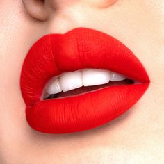 Bright Red Lips, Bright Red Lipstick Makeup, Winter Lipstick, Hd Make Up, Red Lipstick Makeup Looks, Beautiful Lip Color, Red Lipstick Shades, Metallic Liquid Lipstick, Feather Brows