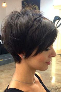 Natural Haircut Styles, Natural Hair Cuts, Popular Short Hairstyles, Short Haircut Styles, Haircut Short, Short Hairstyles For Thick Hair, Short Layered Haircuts, Short Pixie Haircuts, Haircut For Thick Hair