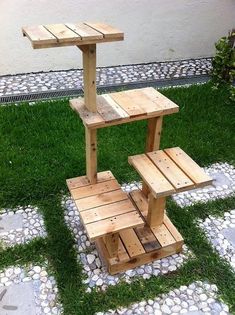 a wooden table and chair made out of pallets