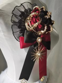 Circus Crown Black and Red Headpiece Cool Head Accessories, Circus Headpiece, Black And Red Crown, Pastel Clowncore, Fantasy Headpieces, Red Headpiece, Circus Hair, Red And Black Aesthetic, Long Hat