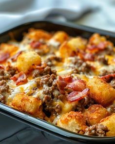 Everyone devoured that dish quick – it's all gone! Dinner For Saturday Night, Quick Dump Meals, Cheap Dinners For Large Families, Ground Beef Hotdish Recipes, Crazy Good Casserole Recipe, Food Dudes Cook, Crowd Pleaser Meals, Large Crowd Dinner Ideas, Weekend Food Ideas