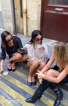 the black sisters ★ marauders era European Summer, City Girl, French Girl, Video Editor, Just Girly Things, New Yorker, Fitness Inspo, Girls Trip, Dream Life