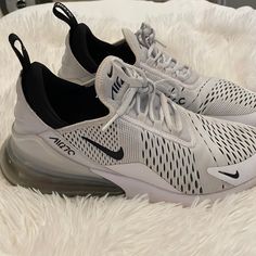 Super Cute Nike Air Max 270 Size 9.5 These Are White With Black Very Htf!! Have Been Worn But In Good Condition Nike Air Max 270 Women, Air Max 270 Women, Air Maxes, 270 Nike, Nike Shoes Air Max, Cute Nikes, Nike Air Max 270, Air Max 270, Nike Huarache