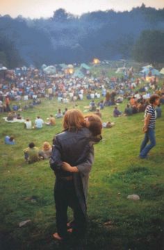 Woodstock, Bethel, New York, 1969    by Elliott Landy Bethel New York, Wow Photo, Hippie Party